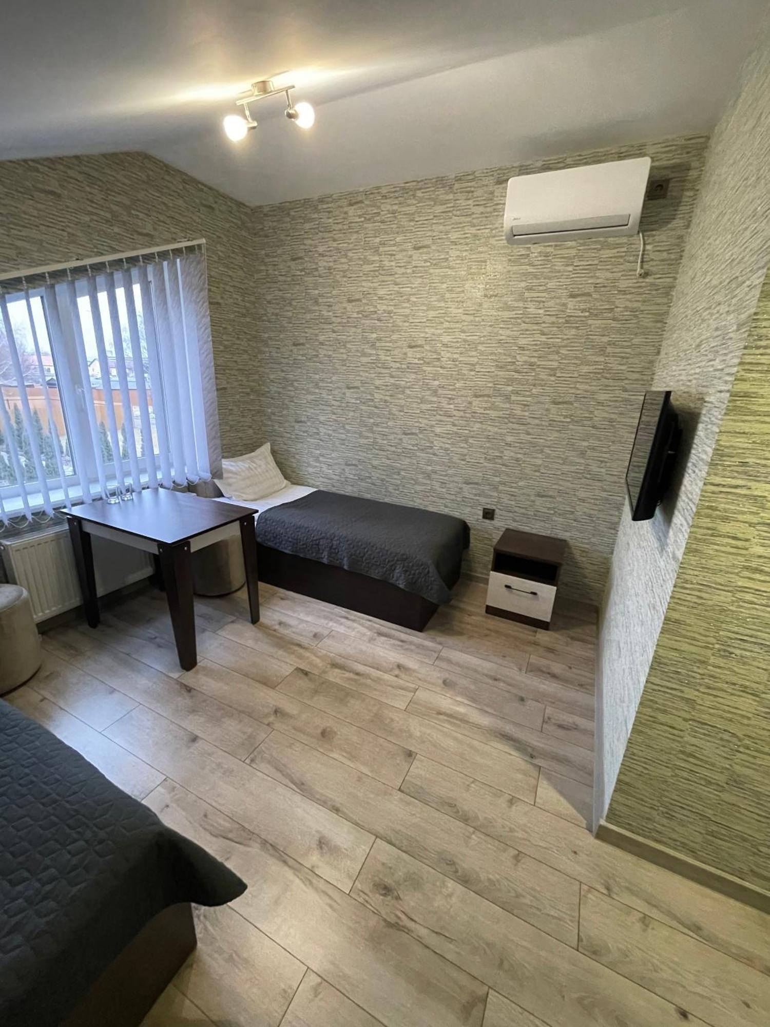 Hotel Ні Пуху, Ні Пера! Reshetylivka Exterior foto